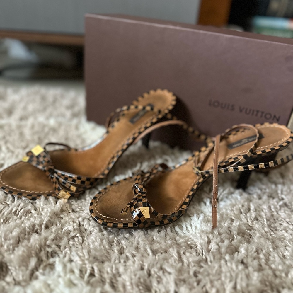 Louis Vuitton Brown Heels with Intricate Straps - Picture 2 of 5